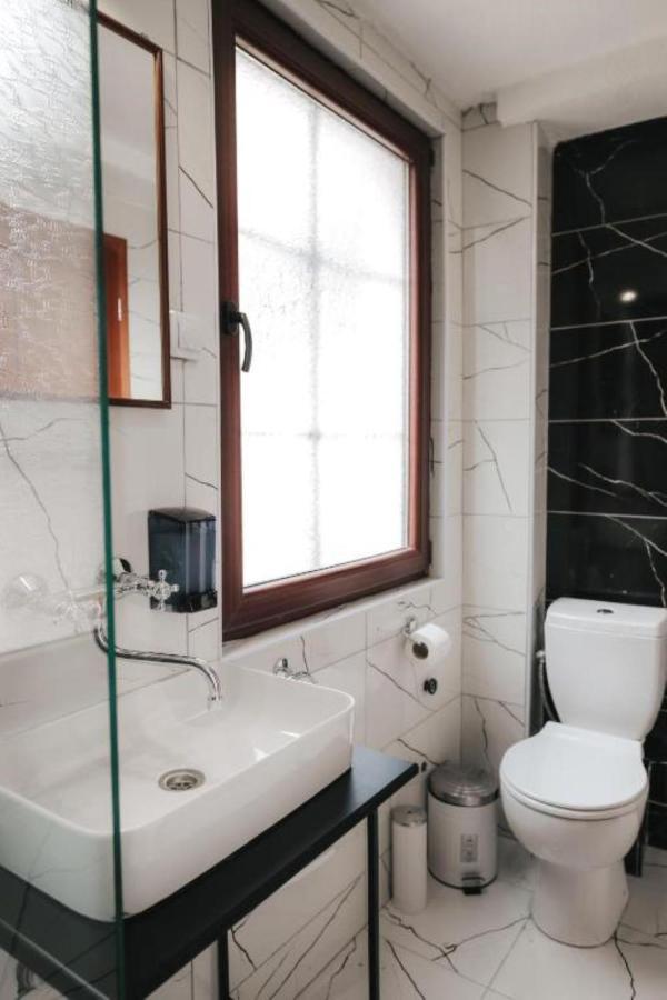 Hotel Castrum Szkopje Kültér fotó